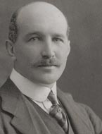 Robert Gordon MacMillan